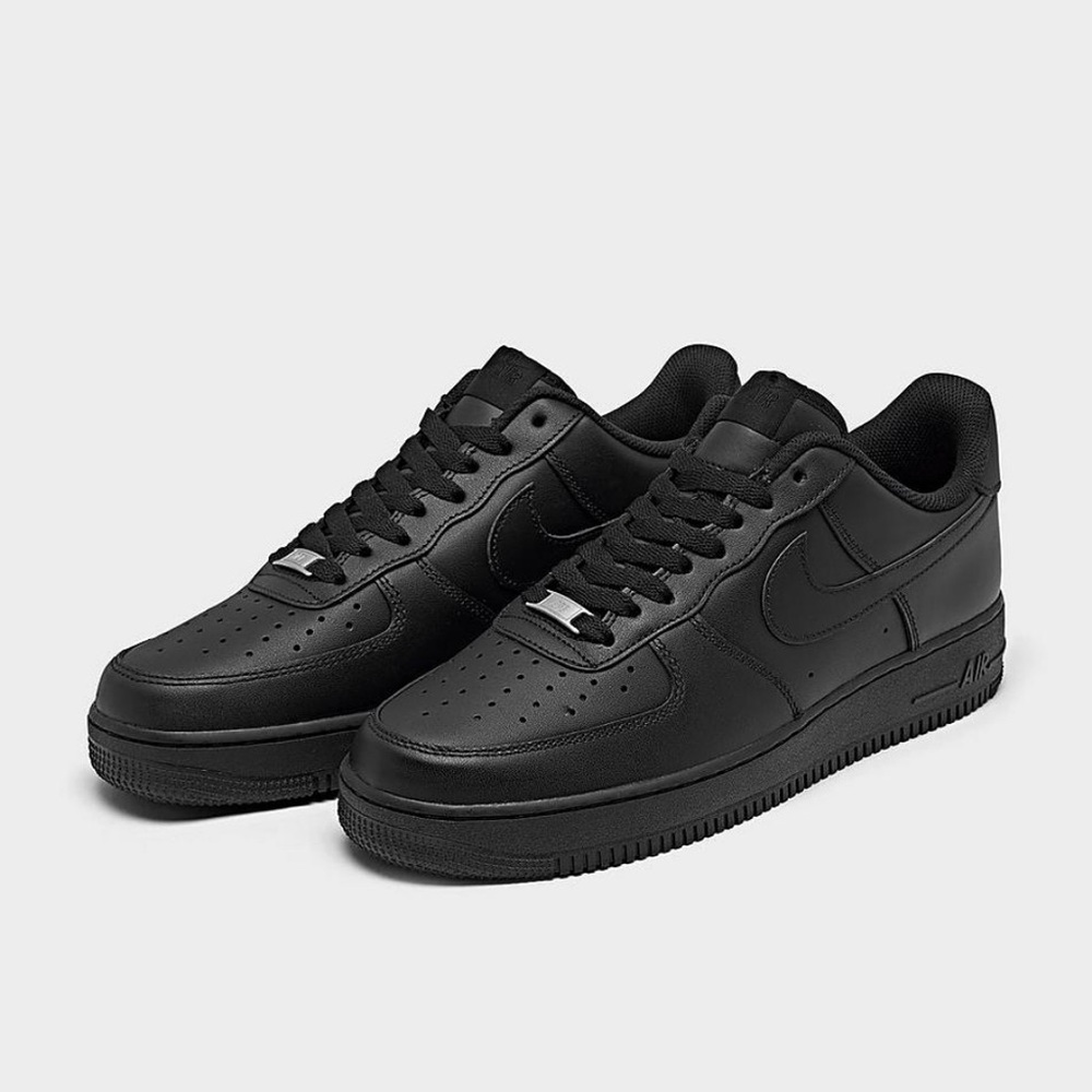 BLACK AIR FORCES